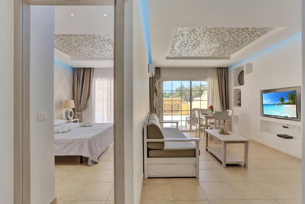 הוילה ארונה Luxury House Granada Park מראה חיצוני תמונה