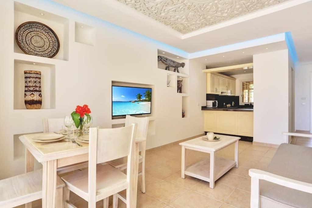 הוילה ארונה Luxury House Granada Park מראה חיצוני תמונה