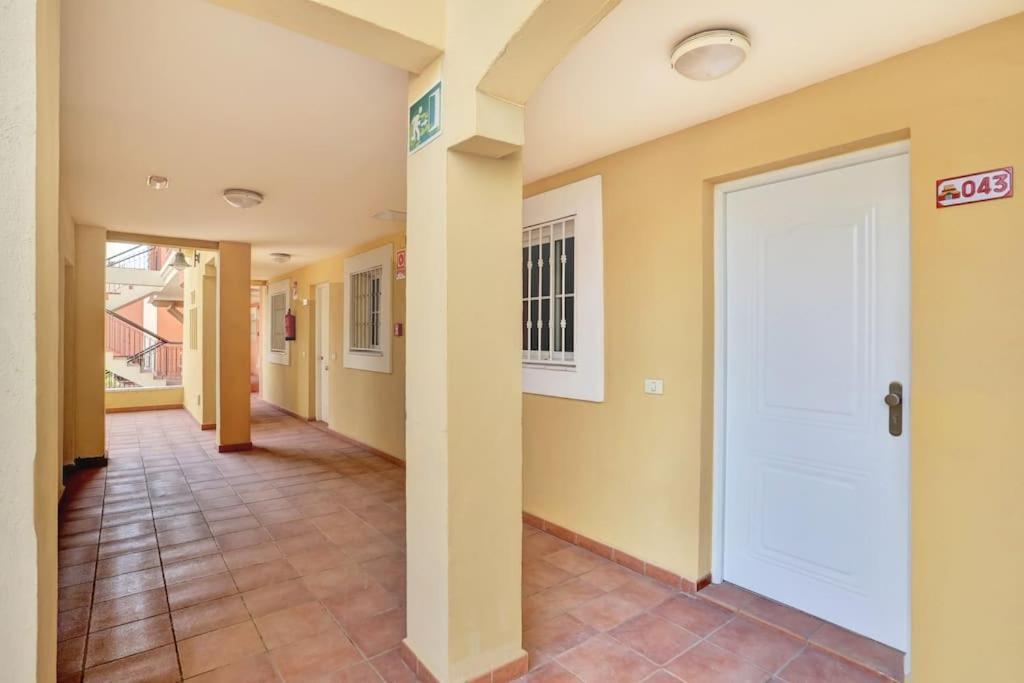 הוילה ארונה Luxury House Granada Park מראה חיצוני תמונה
