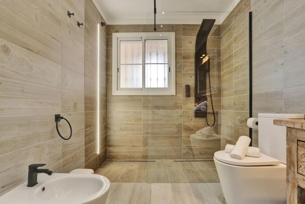 הוילה ארונה Luxury House Granada Park מראה חיצוני תמונה