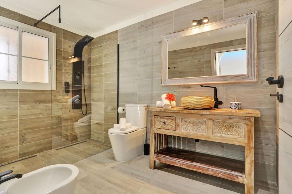הוילה ארונה Luxury House Granada Park מראה חיצוני תמונה